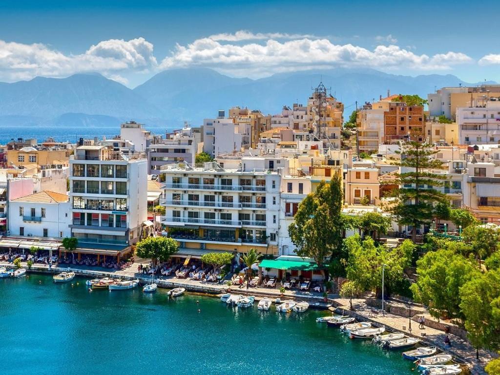Jelena Apartments By The Sea Agios Nikolaos  Exterior photo