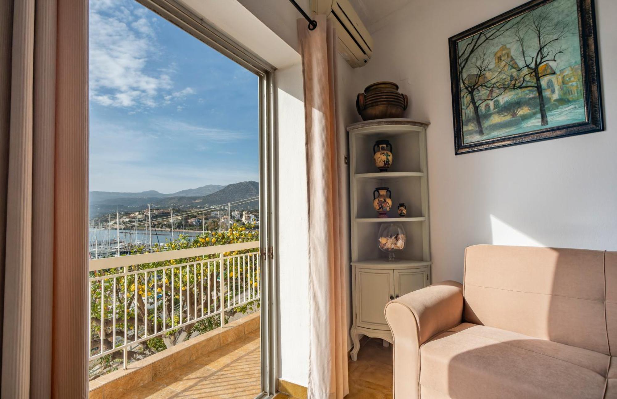 Jelena Apartments By The Sea Agios Nikolaos  Exterior photo