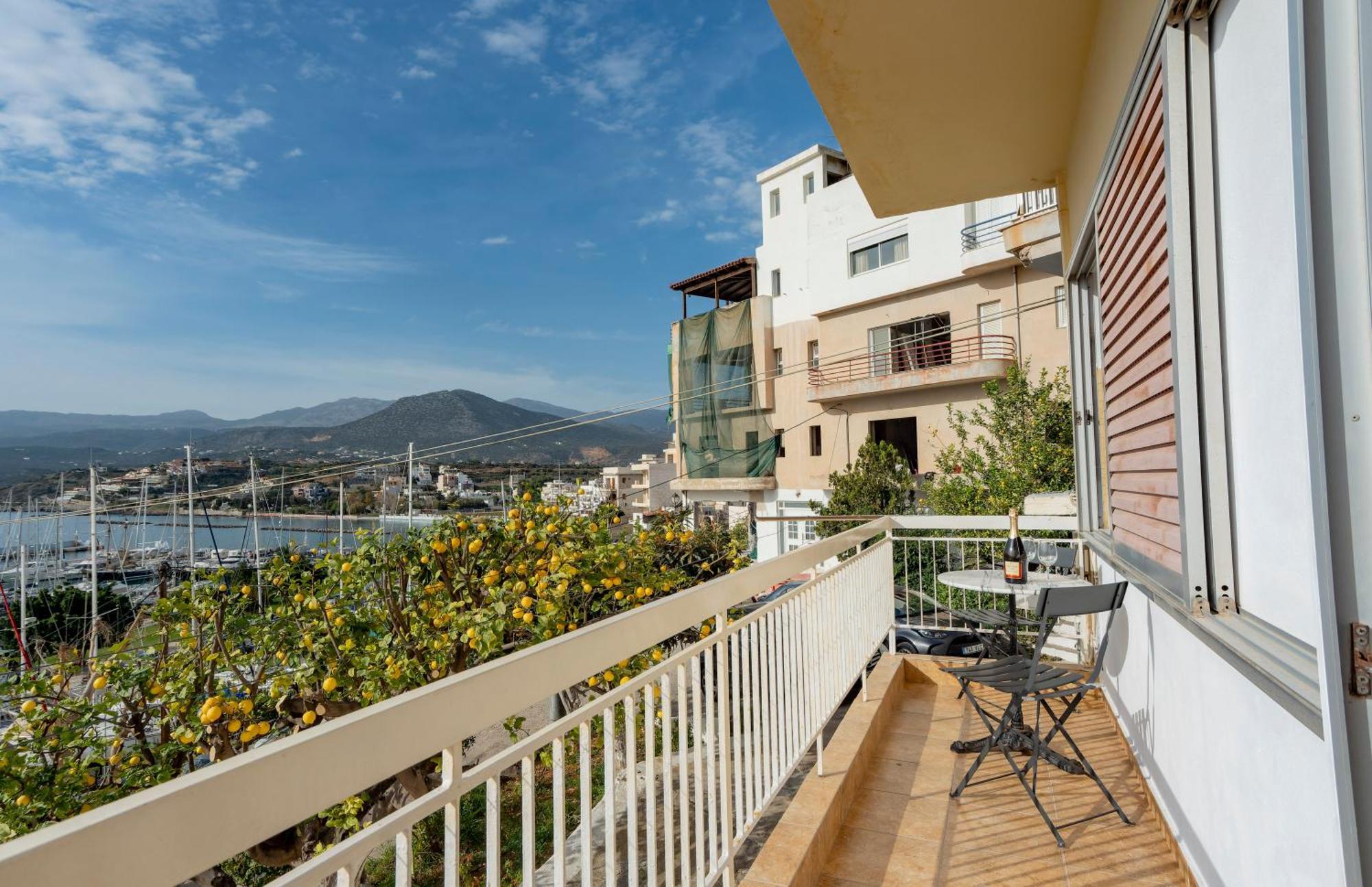 Jelena Apartments By The Sea Agios Nikolaos  Exterior photo